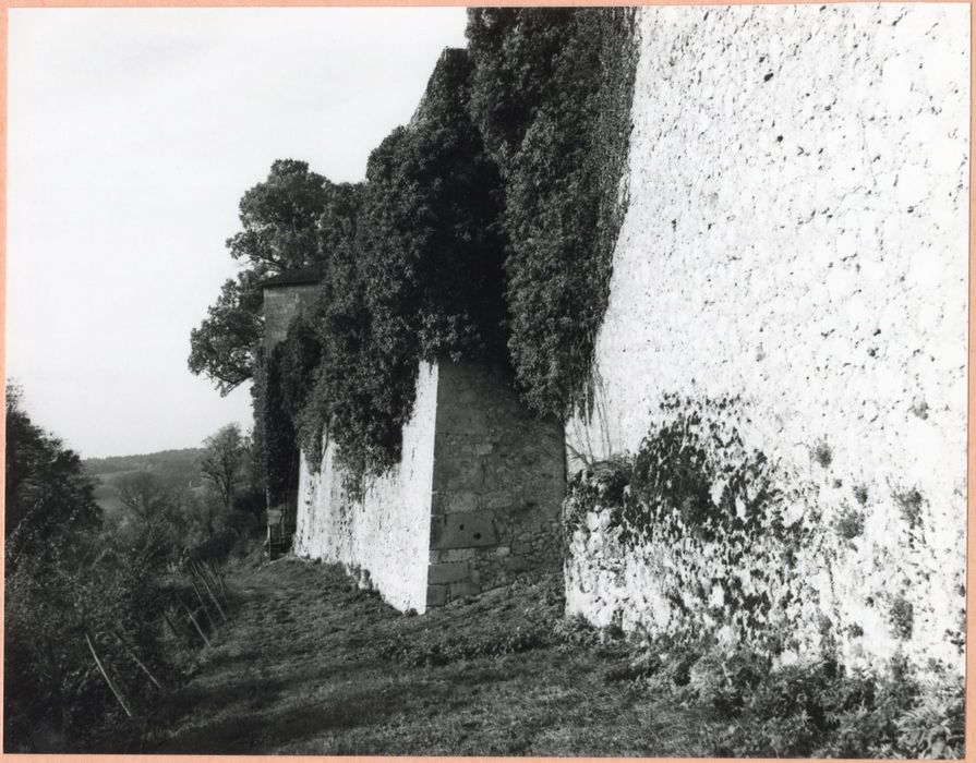 rempart ouest, vue partielle