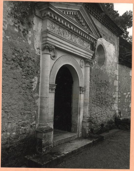 chapelle, porte d’accès est