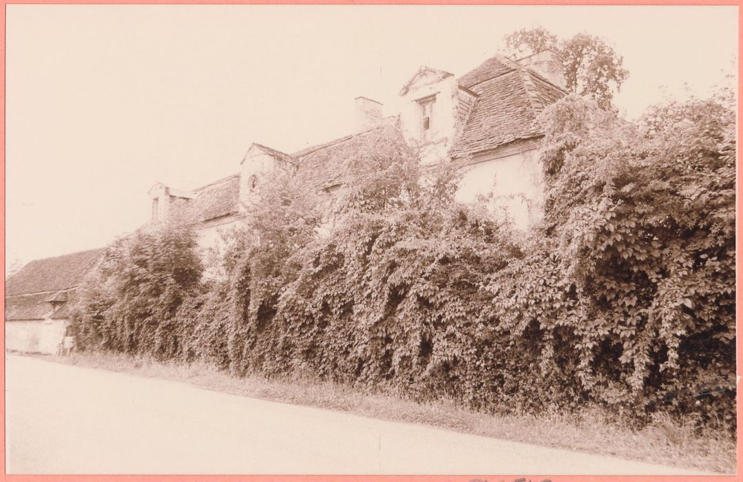 façade sud sur rue