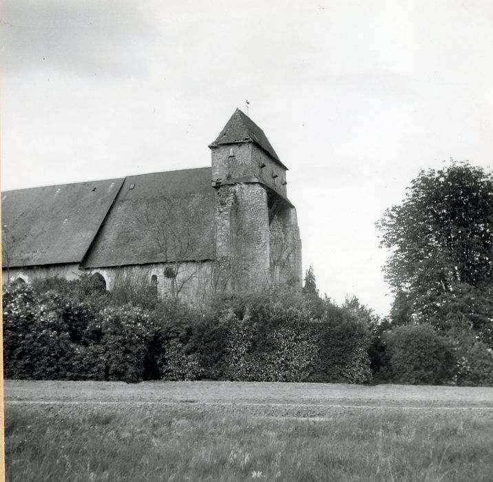 façade latérale sud, vue partielle