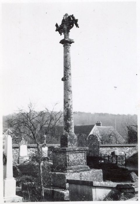 vue générale de la croix