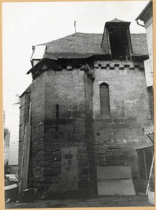 façade latérale sud, vue partielle