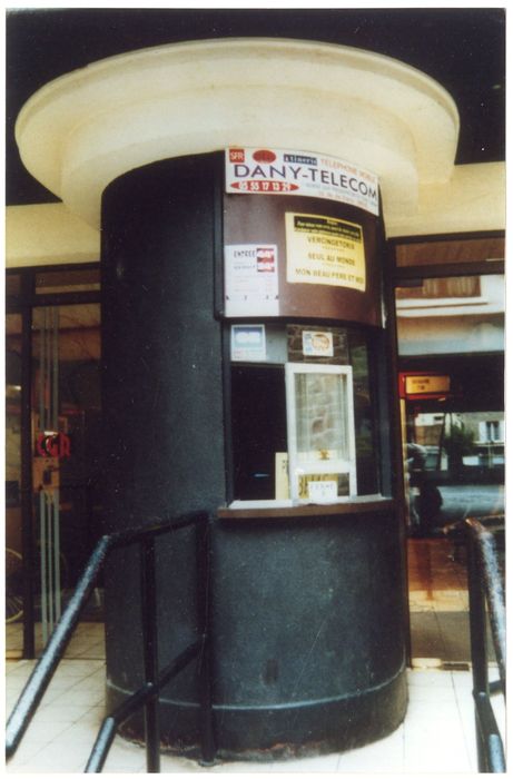 ancien guichet du cinéma