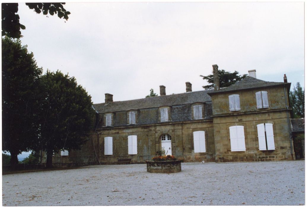 logis, façade sud-ouest