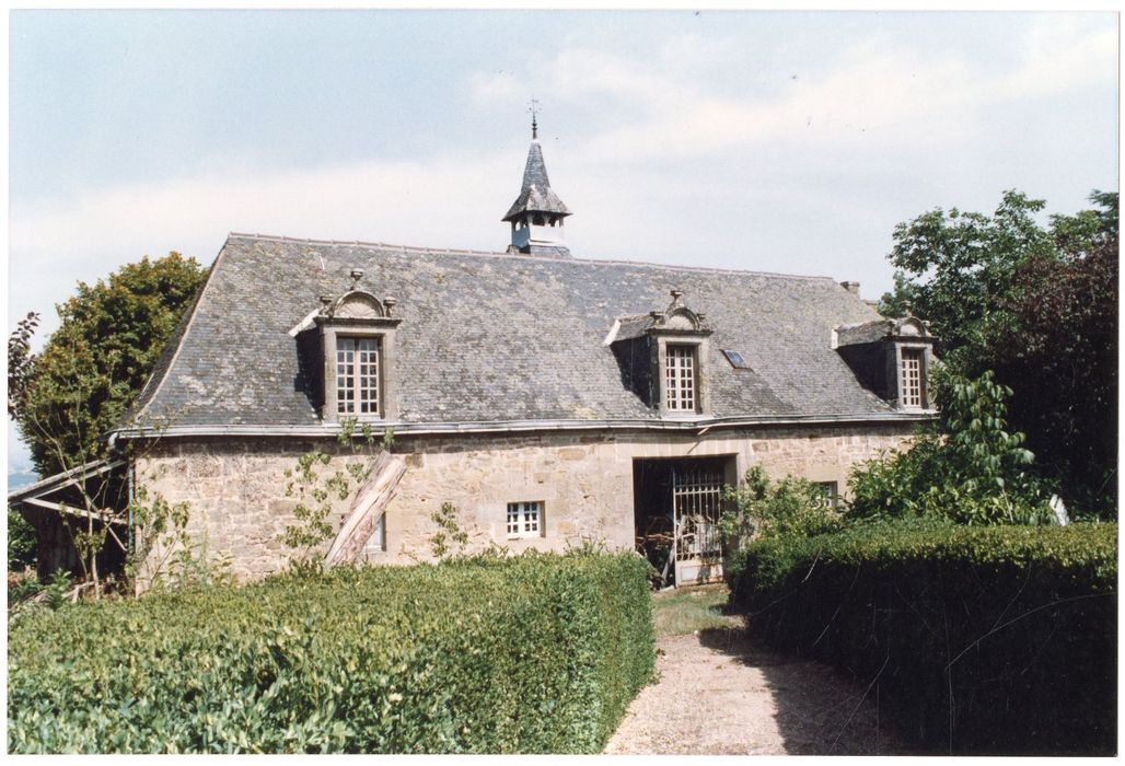 communs, façade sud-est