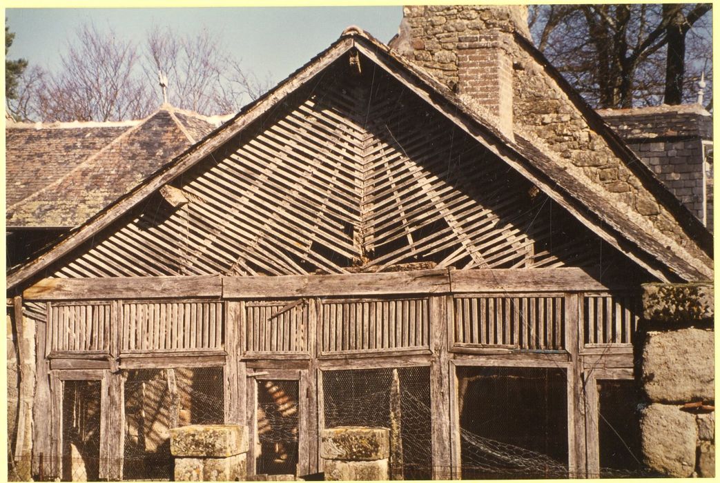 volière