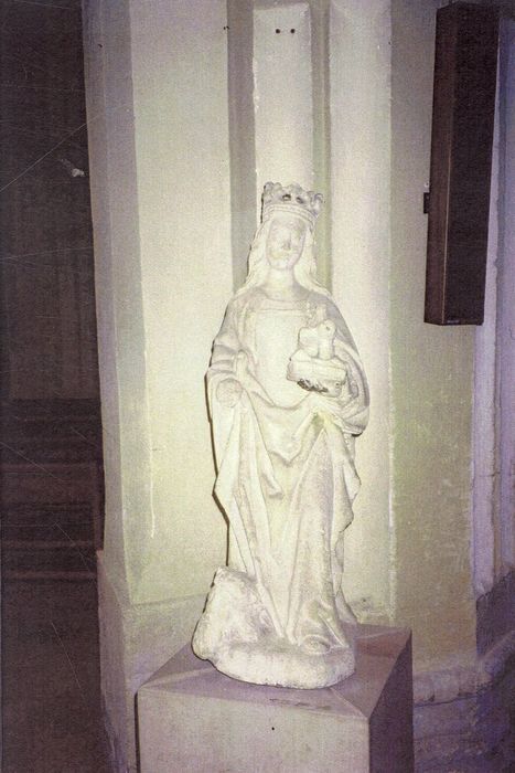 statue : Vierge à l’Enfant (photocopie numérisée)