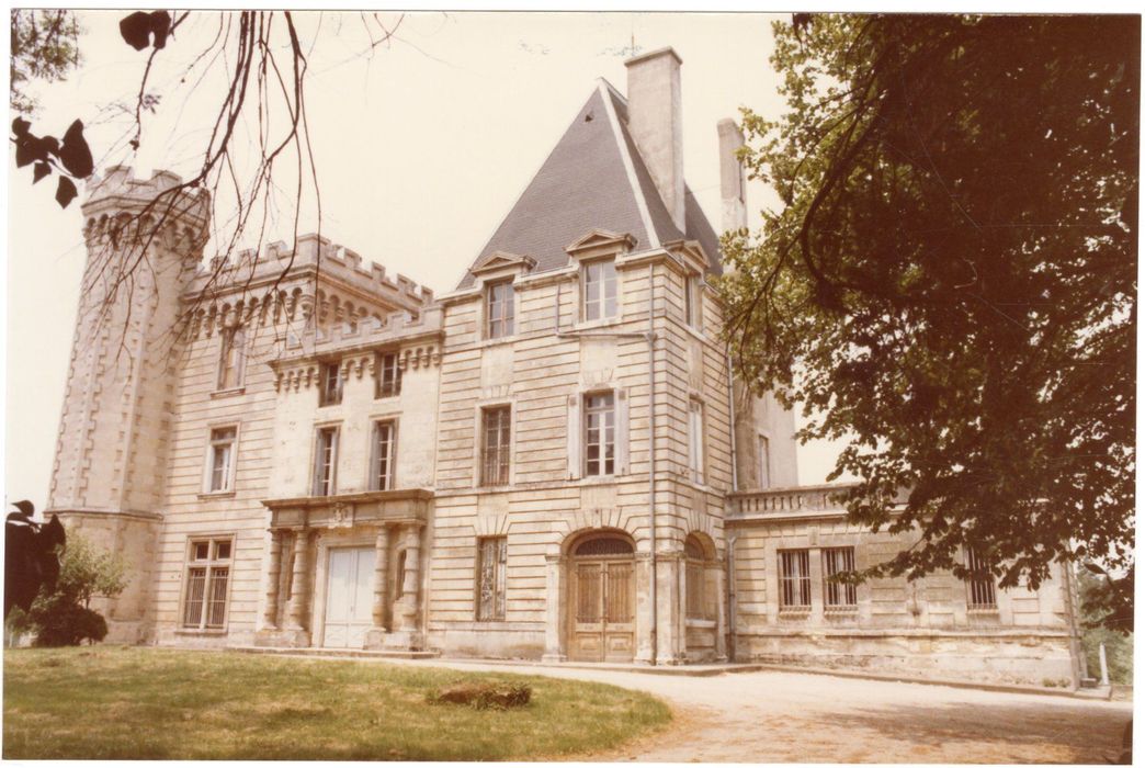 Ancien château