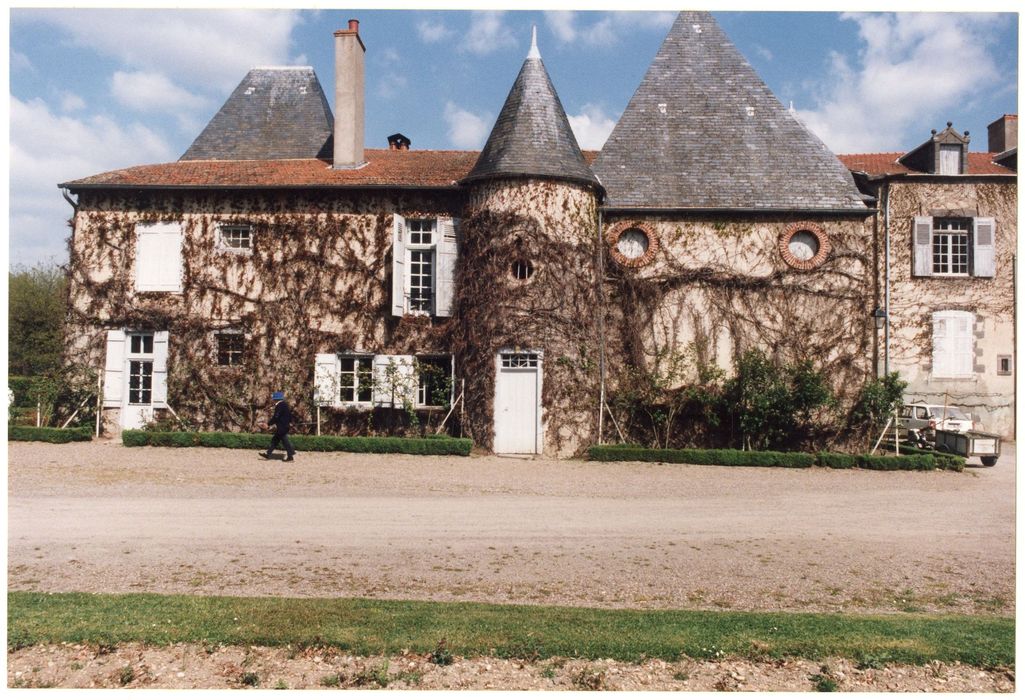façade sud-ouest, vue partielle