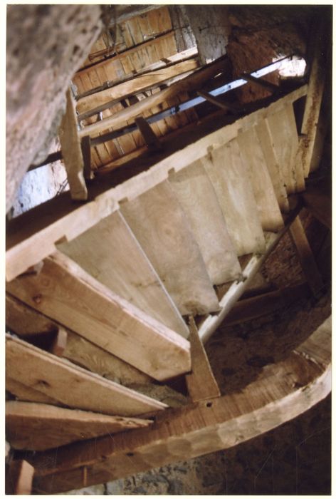 vue partielle de l’escalier