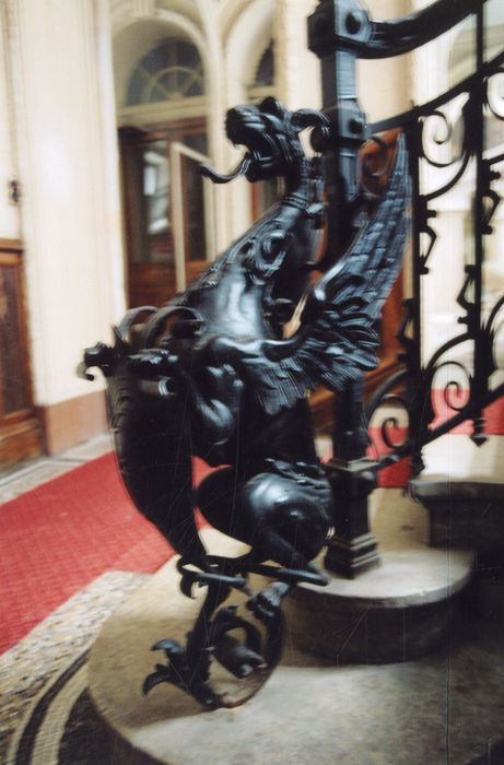 escalier monumental, détail  du départ de la rampe