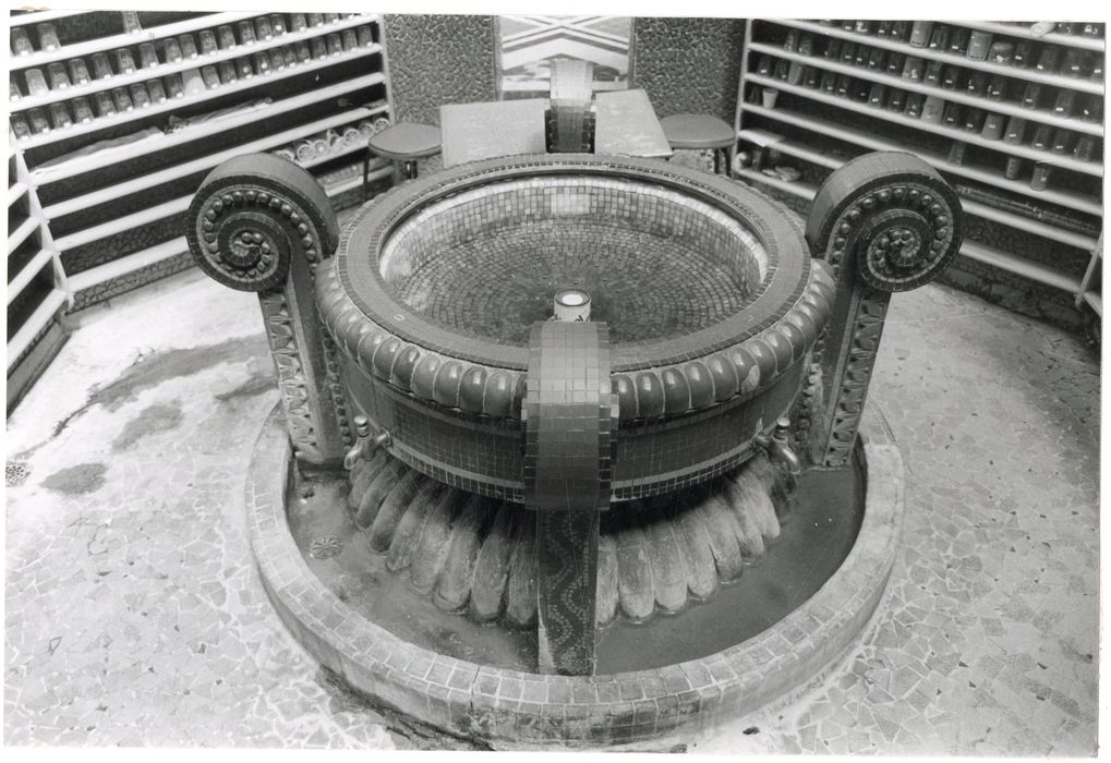 Source des Chanteurs, buvette de la Source de la Madeleine