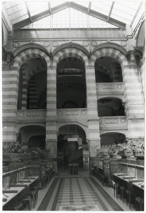 hall des inhalations, élévation ouest