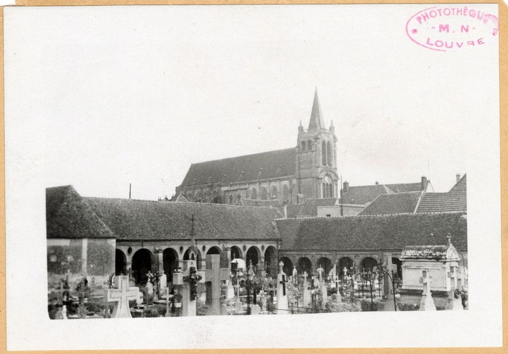 vue générale du cimetière depuis l’angle Sud-Ouest