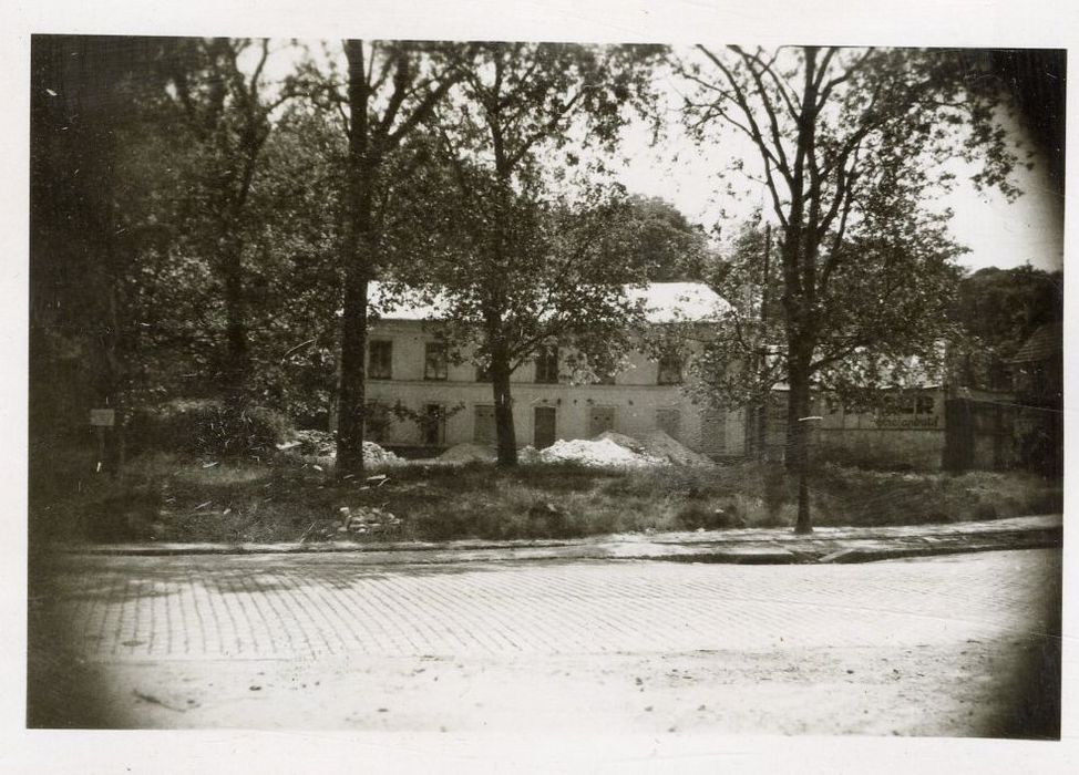 vue partielle du bâtiment