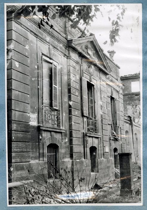 pavillon des Archives, façade sur jardin