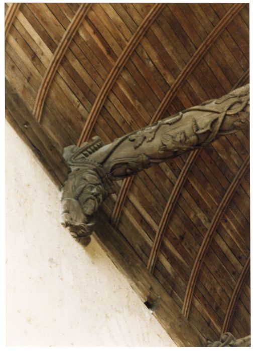nef, charpente, détail d’un culot sculpté