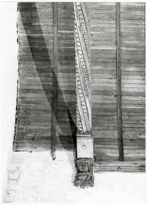 nef, charpente, détail d’un culot sculpté