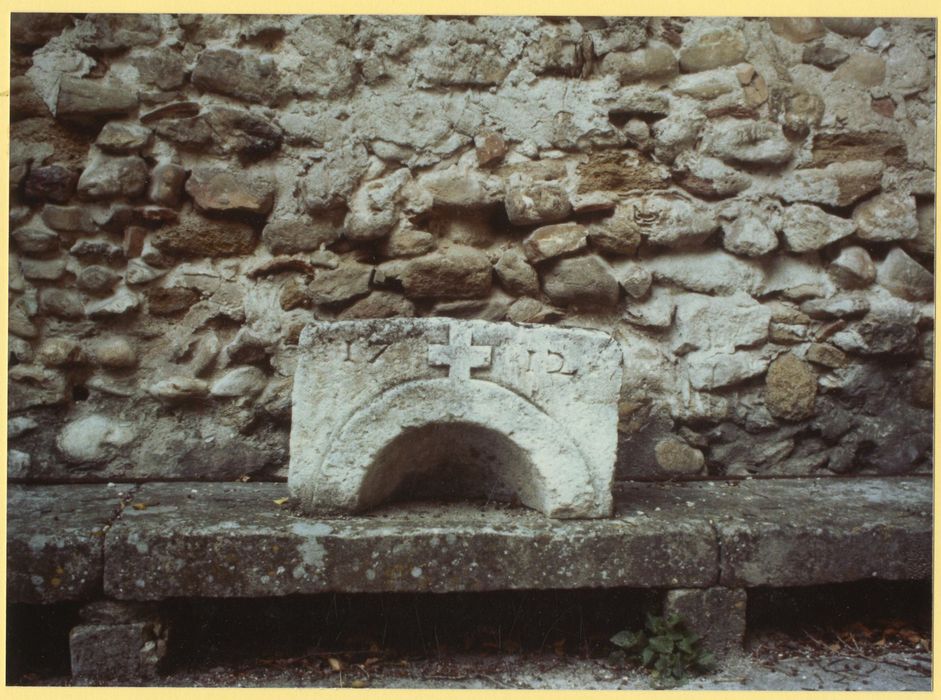 fragment lapidaire (niche?)