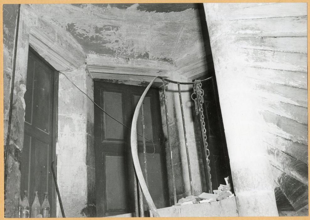 escalier à vis, vue partielle