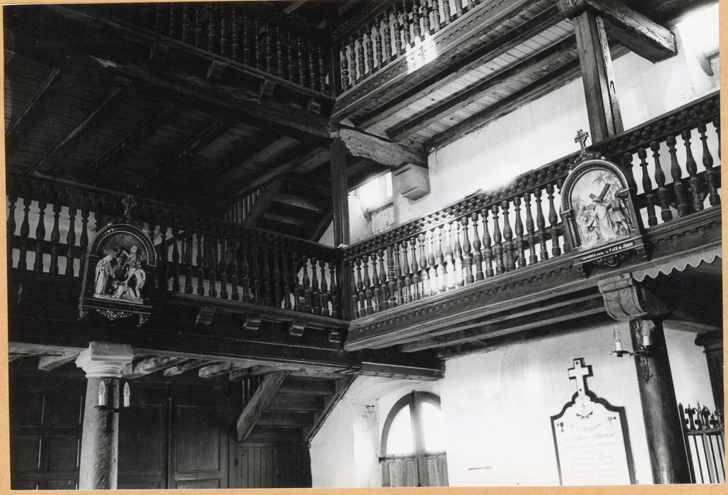 tribunes de la nef, vue partielle