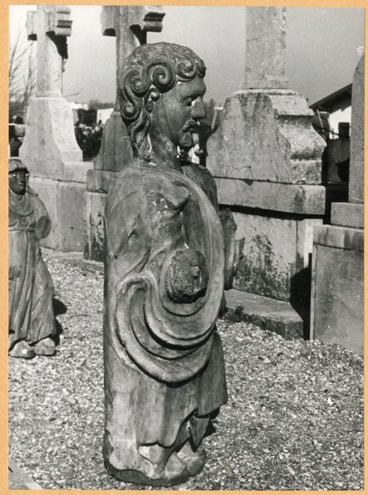 statue : Personnage non identifié
