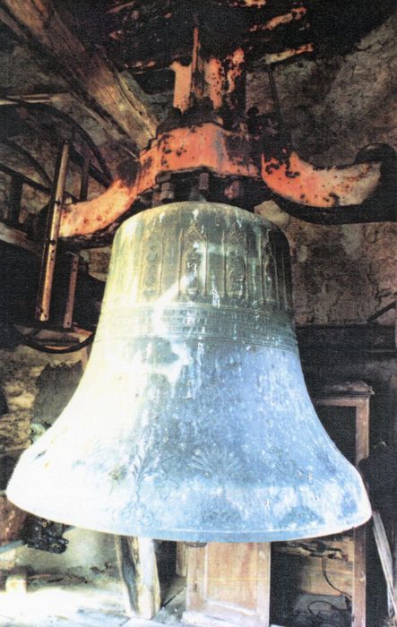 cloche (photocopie numérisée)