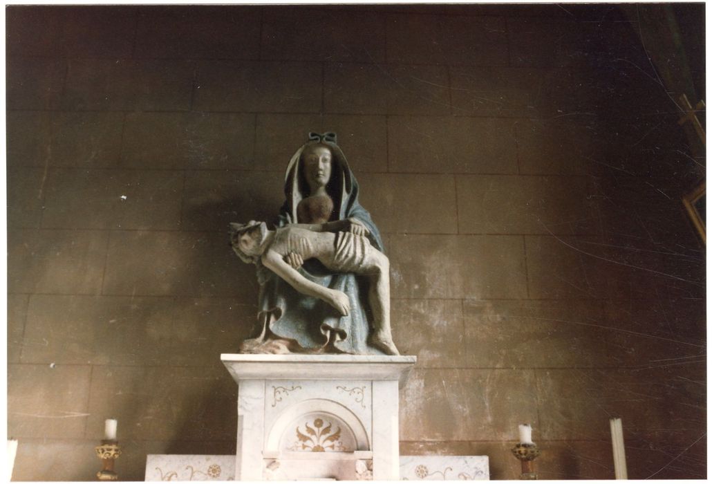 groupe sculpté : Vierge de pitié