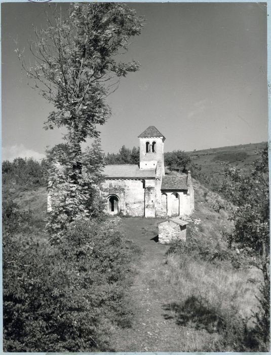vue générale de la chapelle dans son environnement