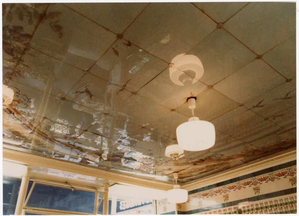 vue partielle du décor