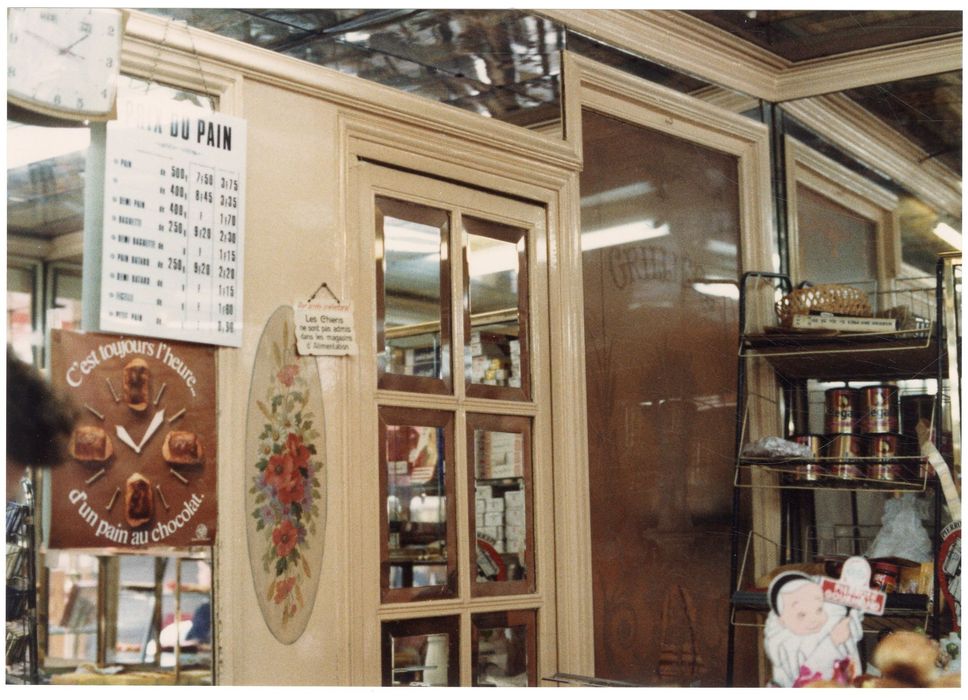 vue partielle des décors