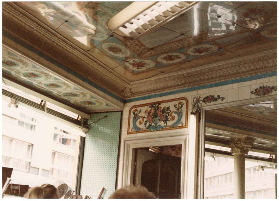 vue partielle des décors