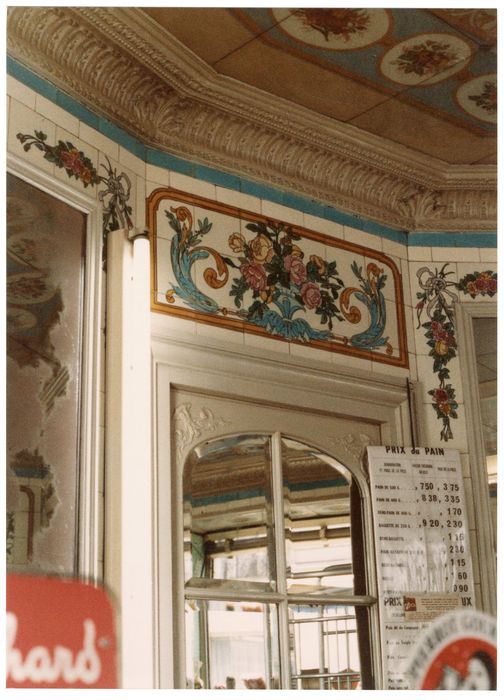 vue partielle des décors