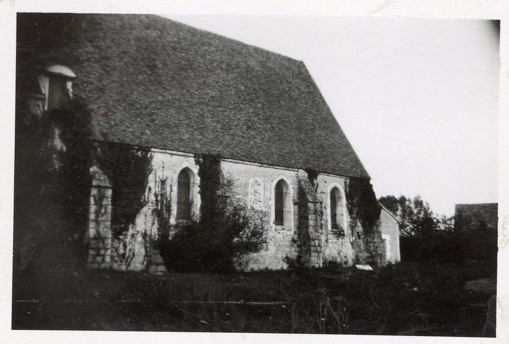 façade latérale sud, vue partielle