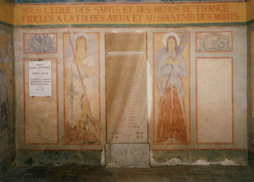 peinture monumentale du narthex : Saint Michel et Jeanne d’ARc