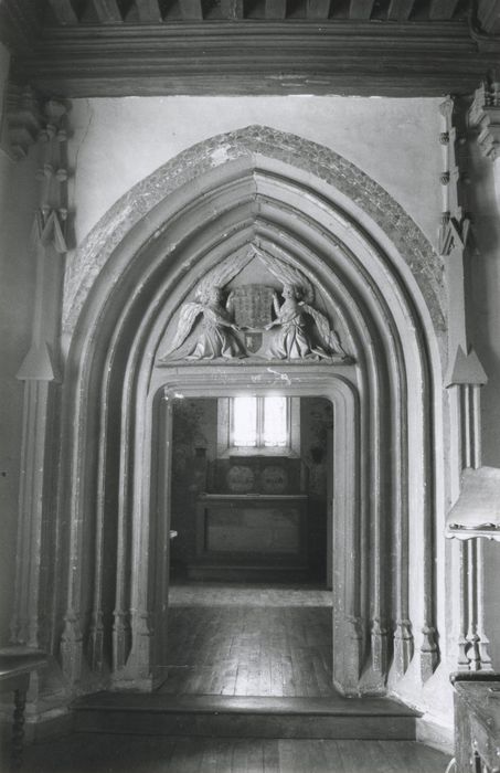 porte d’accès à la chapelle
