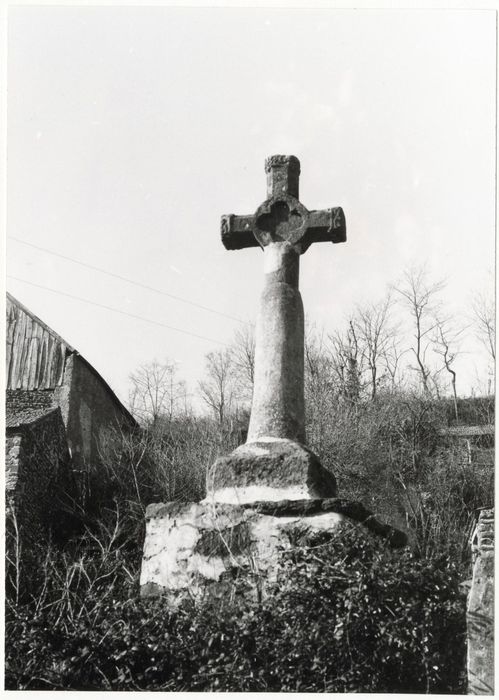 vue générale de la croix