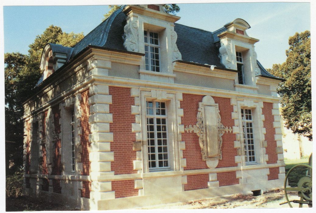 pavillon, façade nord-est