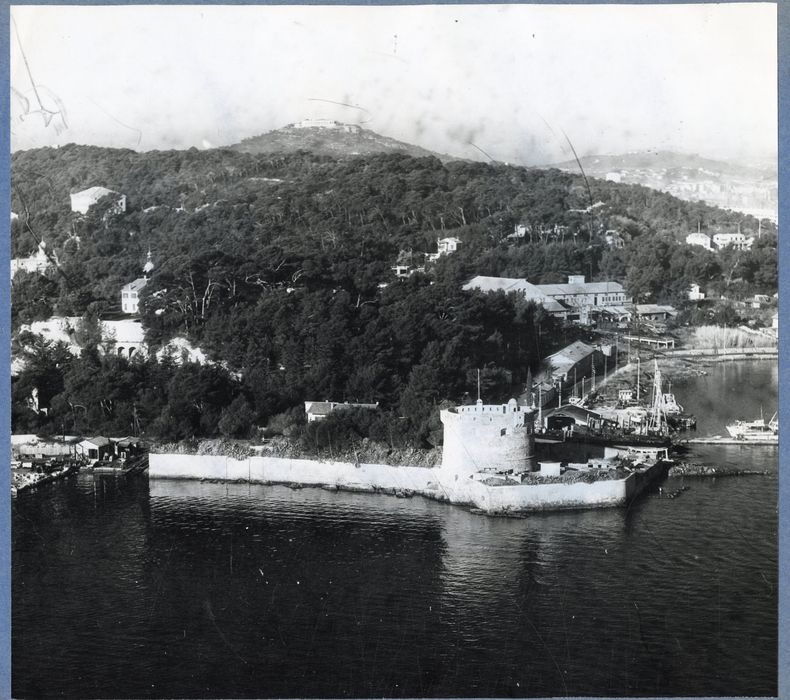 vue aérienne du fort depuis le large