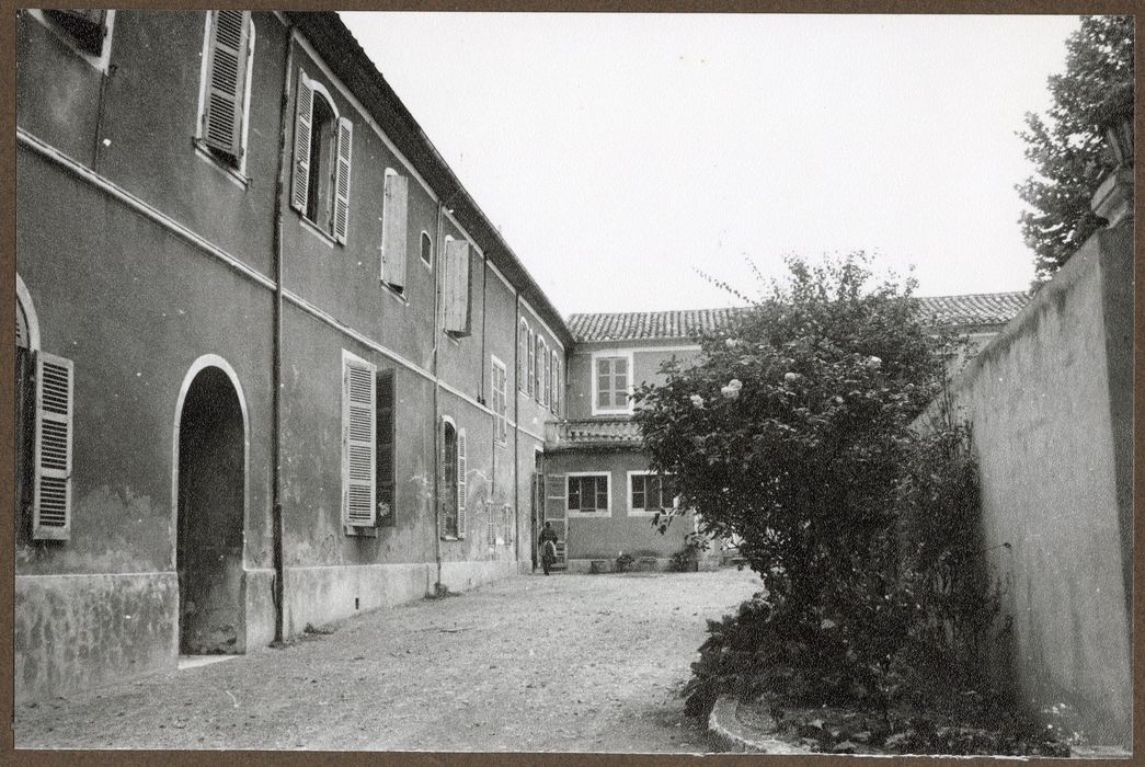 aile ouest du cloître, façade ouest