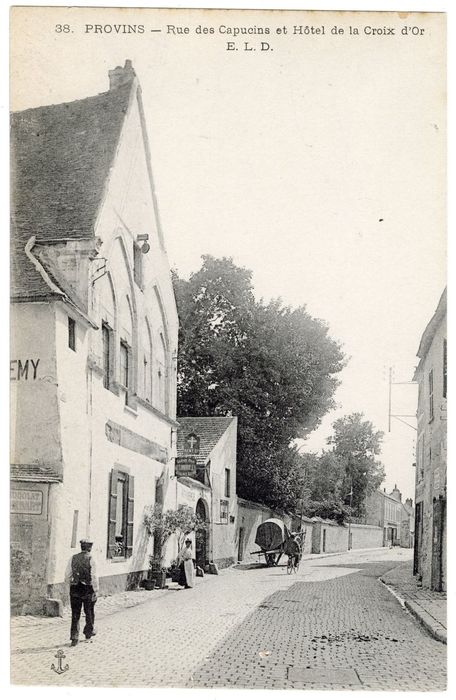 façade sur la rue des Capucins