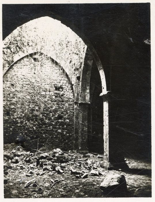 vue partielle des caves voûtées