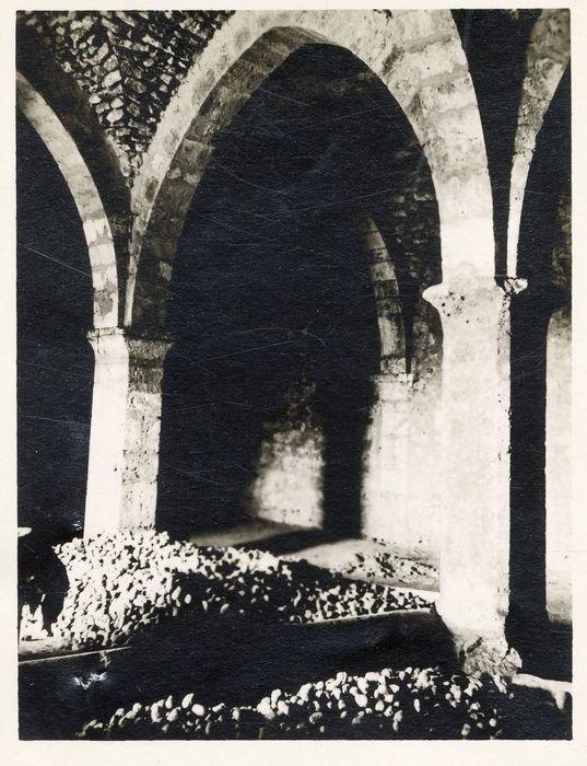 vue partielle des caves voûtées