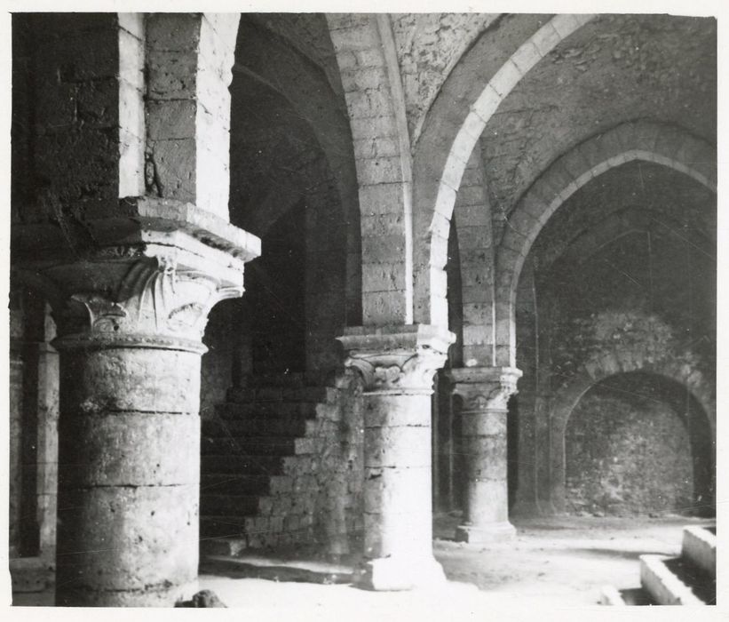 grande salle du rez-de-chaussée