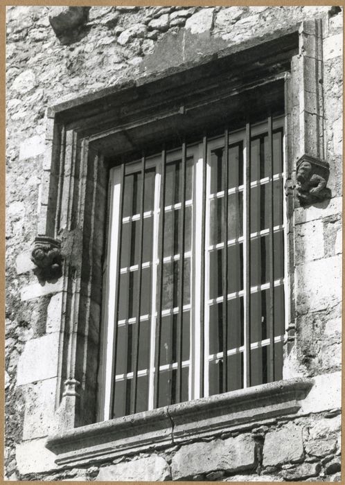 façade est, détail d’une baie