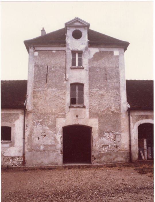 communs, pavillon central