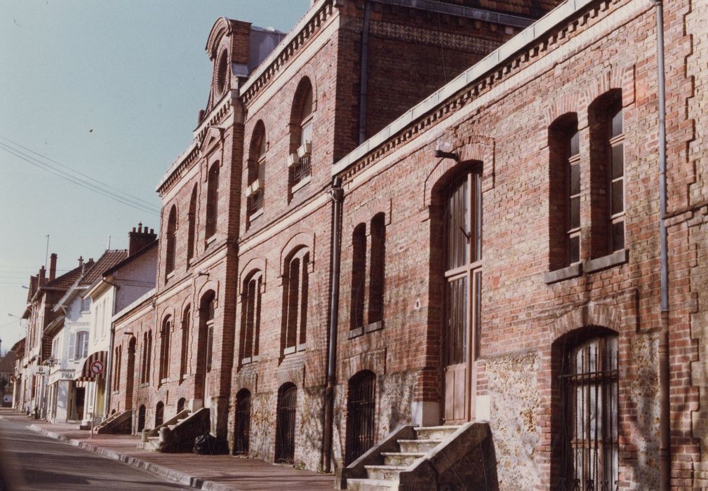 façade sur rue