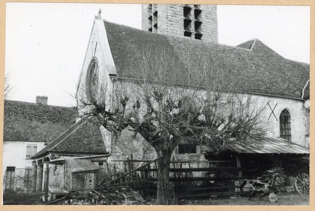façade latérale sud, vue partielle