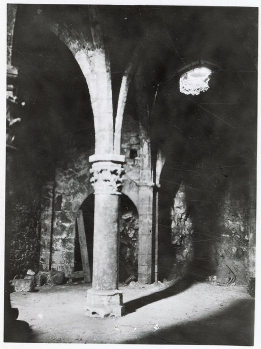 caves, vue partielle