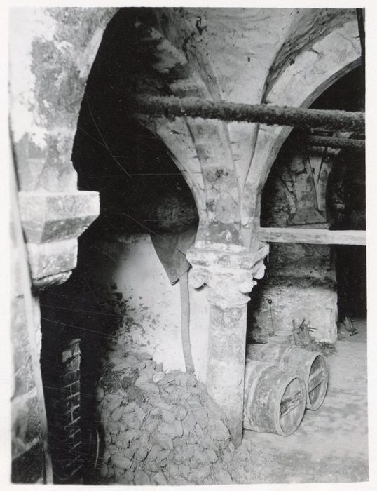 caves, vue partielle